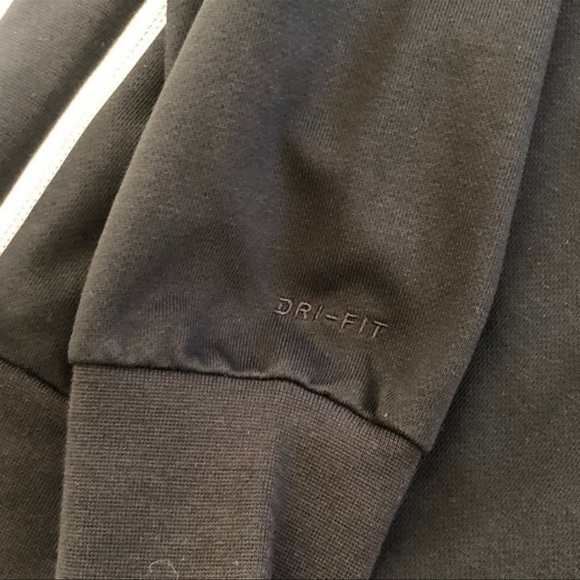 ✔️NWT✔️ NIKE Warriors Standard Issue NBA Hoodie - Picture 7 of 11